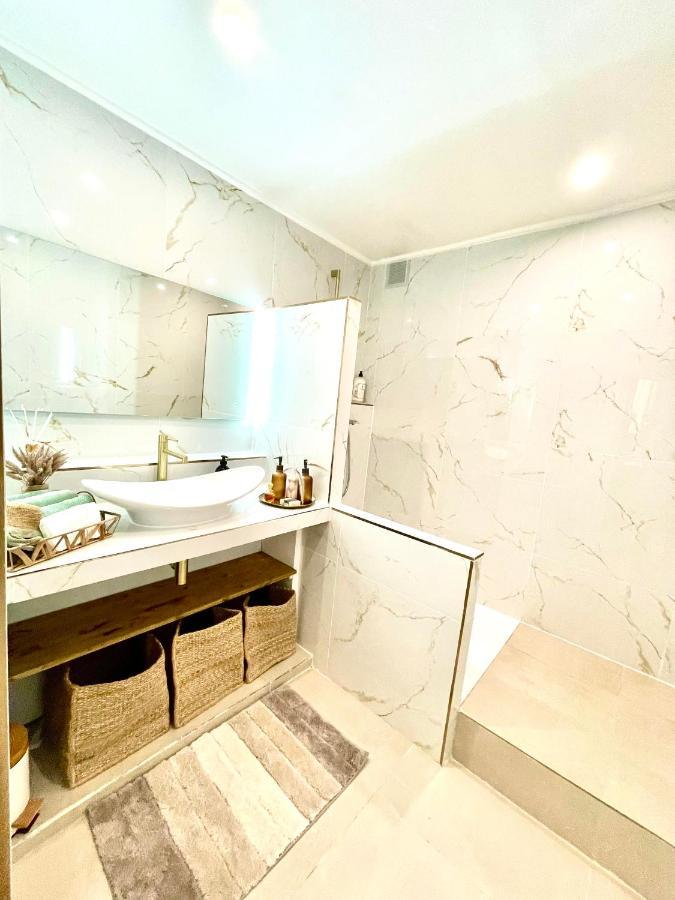 Spacious Loft, Duplex, Old Town, 3 Bedrooms - Easy Check-In Nizza Kültér fotó