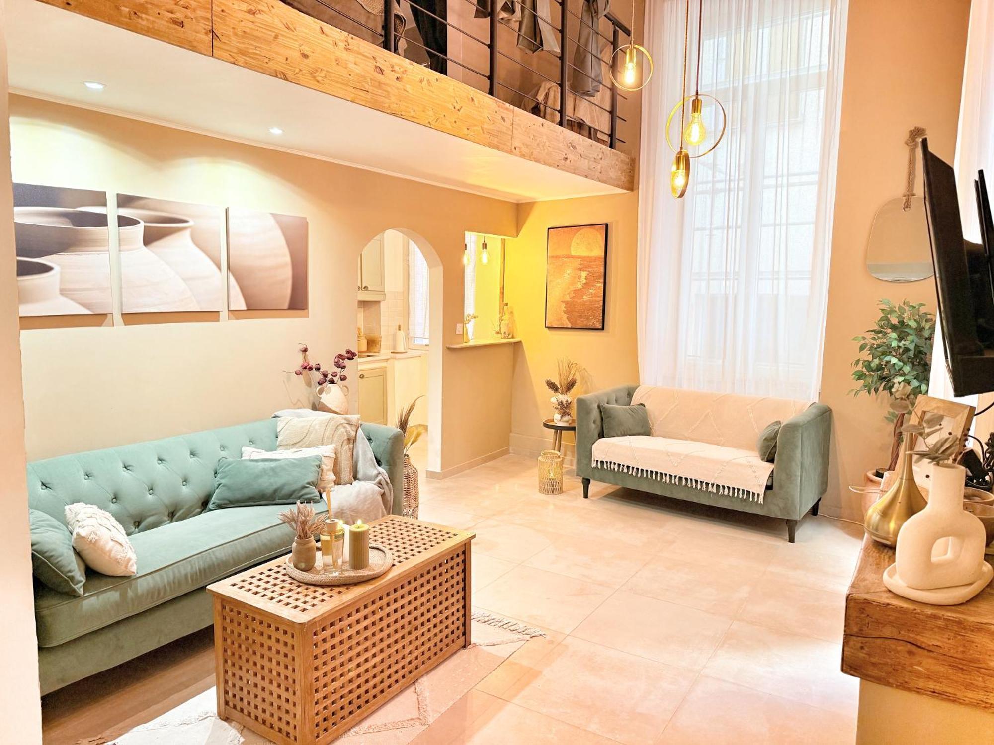 Spacious Loft, Duplex, Old Town, 3 Bedrooms - Easy Check-In Nizza Kültér fotó